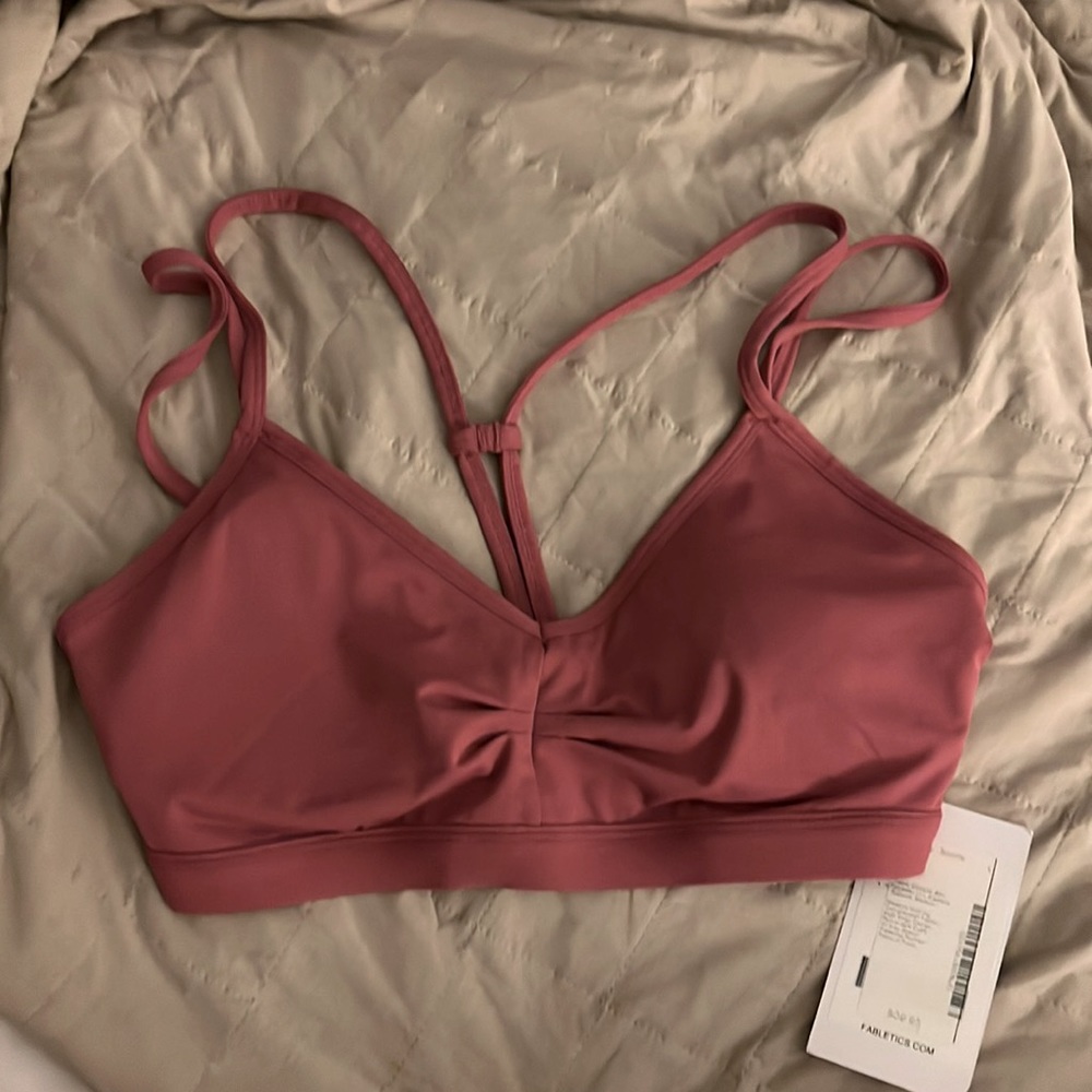 Fabletics Kimberly Sports Bra size L Large NWT